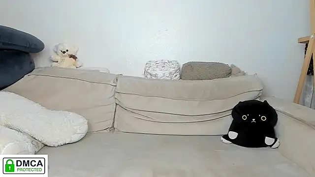 Snapshot of daeneryy chatting on October 2025 07:36:02 PM daeneryy online show from October 2025 07:36:02 PM