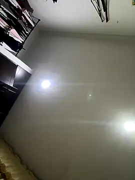 Snapshot of pawmistry chatting on December 2025 01:00:01 AM pawmistry online show from December 2025 01:00:01 AM