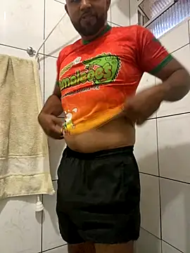 Sheik z o online show from October 2025 07:45:02 PM