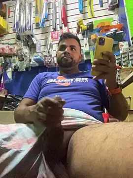 Sheik z o online show from November 2025 07:36:01 PM