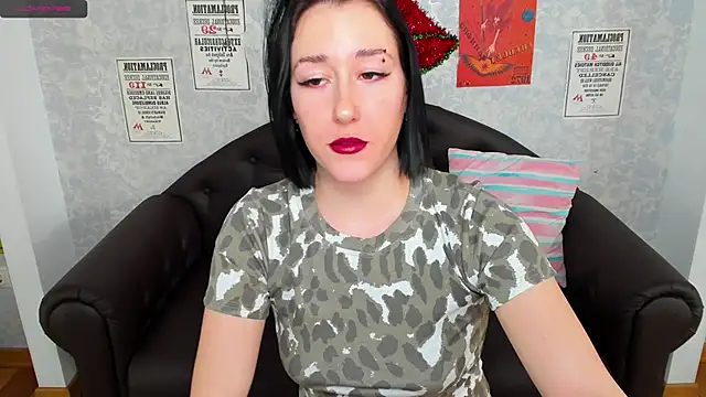 Snapshot of adell_berry chatting on January 2025 04:52:01 AM adell berry online show from January 2025 04:52:01 AM