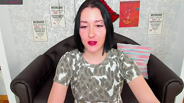 Snapshot of adell_berry chatting on January 2025 07:54:01 AM adell berry online show from January 2025 07:54:01 AM