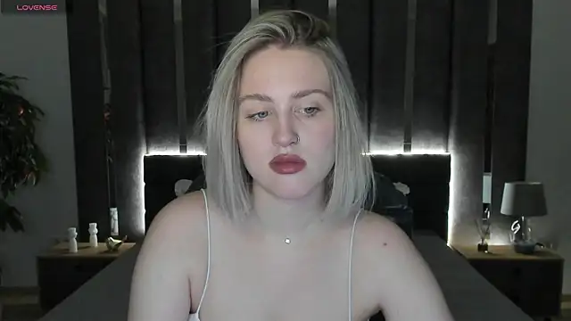 Sarah Soul  online show from December 2024 01:04:01 AM