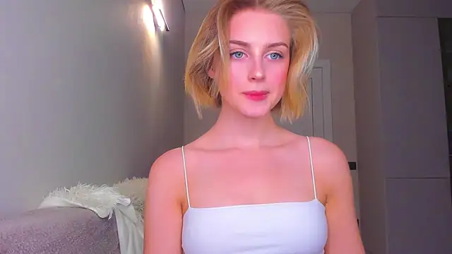 Snapshot of pretty_girlnextdoor chatting on March 2025 06:01:02 PM pretty girlnextdoor online show from March 2025 06:01:02 PM