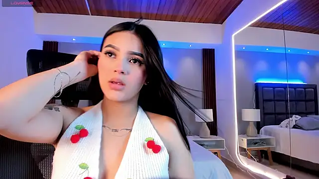 Snapshot of Tifanny_Jhoson chatting on September 2025 10:22:01 PM Tifanny Jhoson online show from September 2025 10:22:01 PM