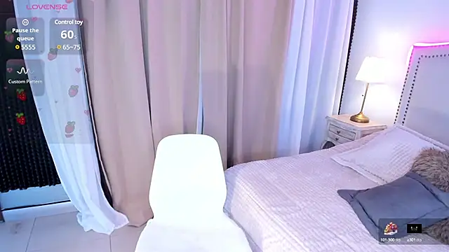 Emilly Rivera online show from January 2025 01:47:02 PM