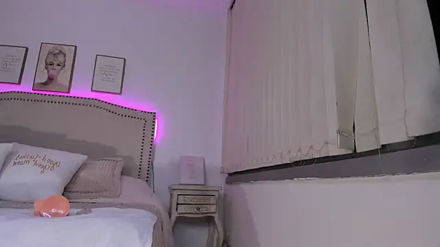 Emilly Rivera online show from March 2025 10:44:02 AM