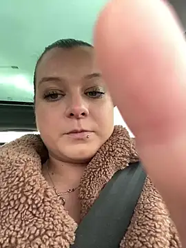 Snapshot of NaughtyWifeUK chatting on December 2024 12:07:02 PM NaughtyWifeUK online show from December 2024 12:07:02 PM