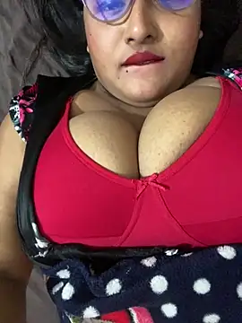 Snapshot of Ayesha_mahi chatting on March 2025 11:33:02 AM Ayesha mahi online show from March 2025 11:33:02 AM