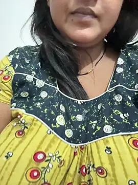 Snapshot of Ayesha_mahi chatting on September 2025 11:38:01 PM Ayesha mahi online show from September 2025 11:38:01 PM