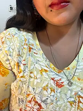 Snapshot of Ayesha_mahi chatting on September 2025 09:22:01 AM Ayesha mahi online show from September 2025 09:22:01 AM