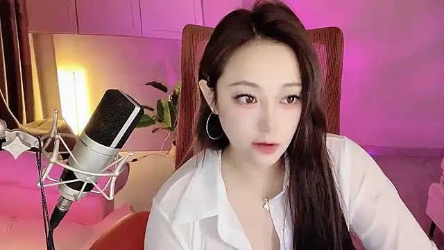 Snapshot of Daisy-77 chatting on September 2025 10:20:01 AM Daisy-77 online show from September 2025 10:20:01 AM