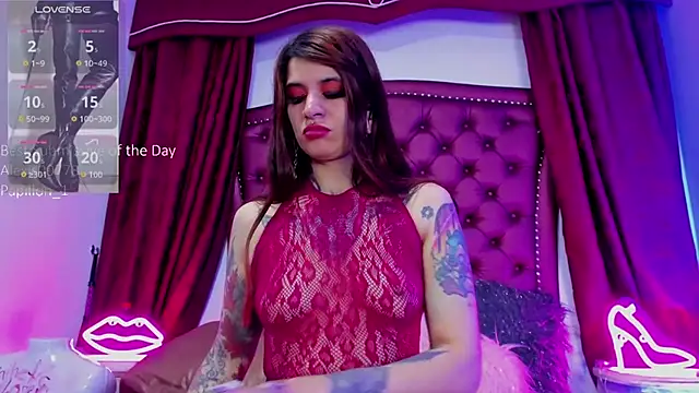 Snapshot of Maddissonlove chatting on October 2025 01:19:01 PM Maddissonlove online show from October 2025 01:19:01 PM