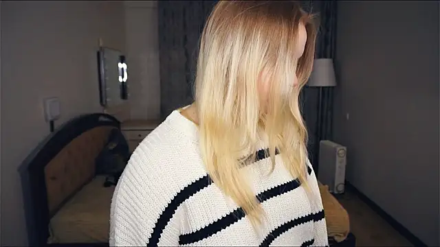 ZaraCreedon online show from October 2025 05:16:02 AM