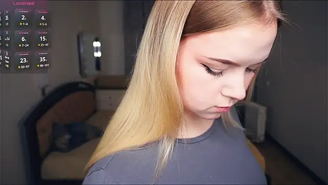 ZaraCreedon online show from October 2025 05:16:01 AM