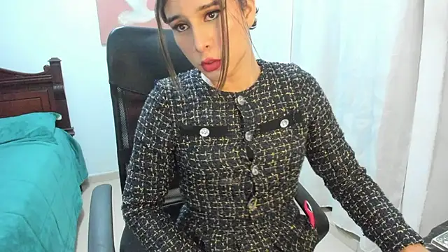 Snapshot of misstresbigcockts chatting on November 2025 10:48:02 AM misstresbigcockts online show from November 2025 10:48:02 AM