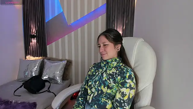 emily layton online show from January 2025 02:31:02 PM