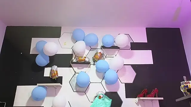 Snapshot of alondrabigtits chatting on October 2025 10:56:01 AM alondrabigtits online show from October 2025 10:56:01 AM