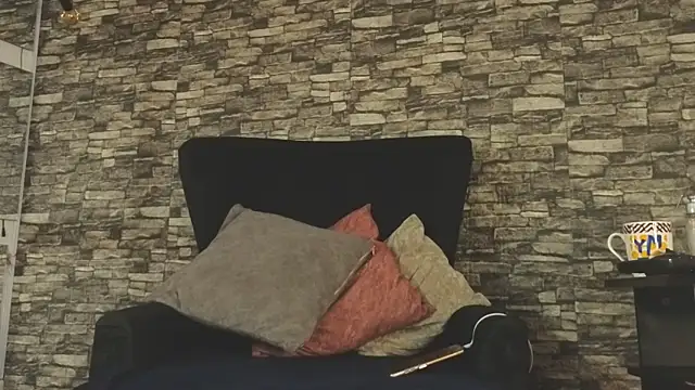 Snapshot of alondrabigtits chatting on November 2025 12:05:02 PM alondrabigtits online show from November 2025 12:05:02 PM