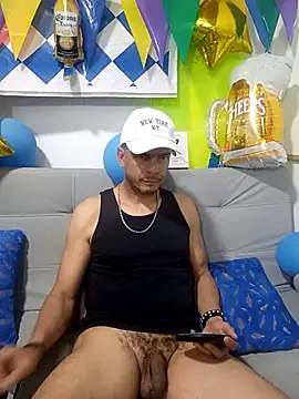 latinmartin73 online show from September 2025 03:00:02 AM