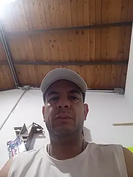 Snapshot of latinmartin73 chatting on October 2025 01:28:01 PM latinmartin73 online show from October 2025 01:28:01 PM