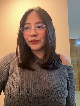 kittyfresita online show from November 2025 02:12:01 AM