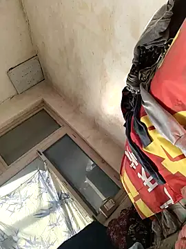 huzi518 online show from February 2025 12:10:02 AM