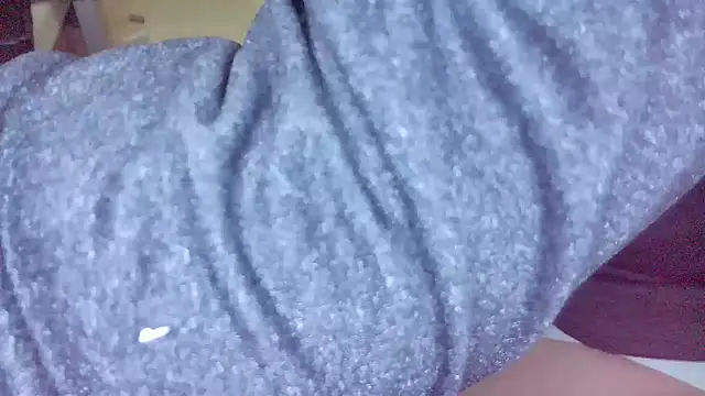 huzi518 online show from March 2025 04:30:02 PM