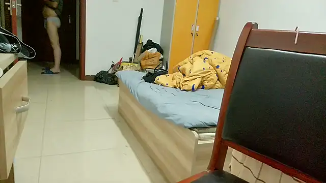 huzi518 online show from September 2025 03:46:02 PM