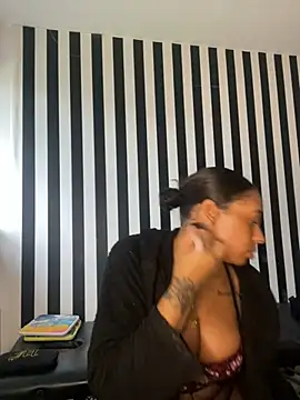 bigbootyjayda online show from December 2024 01:23:02 PM