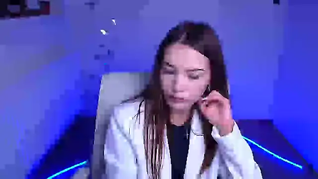 Sandy GG online show from September 2025 07:54:01 AM