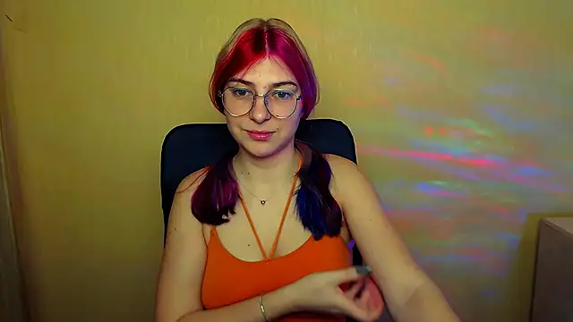 Snapshot of Luna_Lush_ chatting on February 2025 08:49:01 AM Luna Lush online show from February 2025 08:49:01 AM