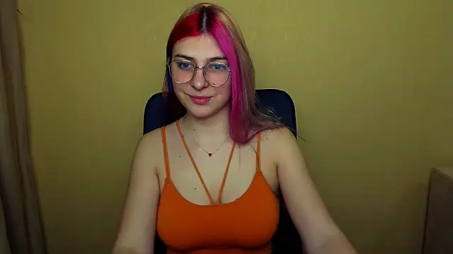 Snapshot of Luna_Lush_ chatting on March 2025 07:25:02 AM Luna Lush online show from March 2025 07:25:02 AM