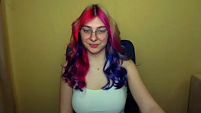 Snapshot of Luna_Lush_ chatting on March 2025 08:00:01 AM Luna Lush online show from March 2025 08:00:01 AM