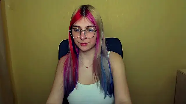 Snapshot of Luna_Lush_ chatting on March 2025 09:01:02 AM Luna Lush online show from March 2025 09:01:02 AM