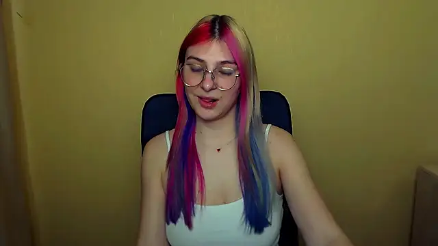 Snapshot of Luna_Lush_ chatting on March 2025 12:04:01 PM Luna Lush online show from March 2025 12:04:01 PM