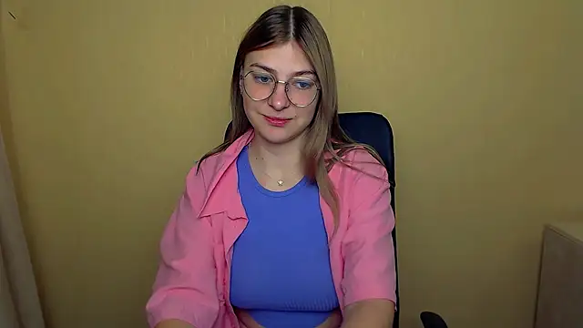 Snapshot of Luna_Lush_ chatting on October 2025 09:50:02 AM Luna Lush online show from October 2025 09:50:02 AM