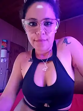 Snapshot of mariposapontiak420 chatting on February 2025 04:53:02 PM mariposapontiak420 online show from February 2025 04:53:02 PM