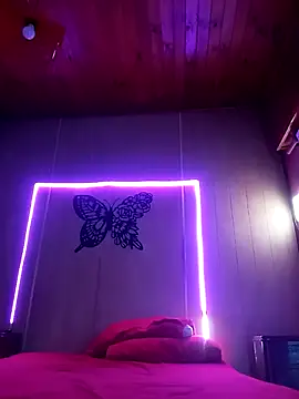 Snapshot of mariposapontiak420 chatting on March 2025 03:41:02 AM mariposapontiak420 online show from March 2025 03:41:02 AM