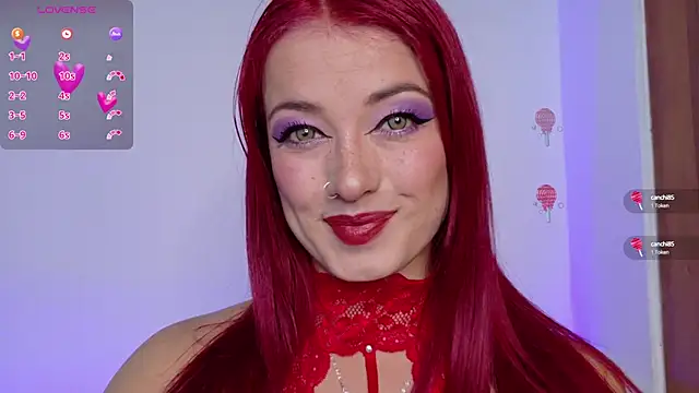 luccycollins  online show from December 2024 03:03:02 PM