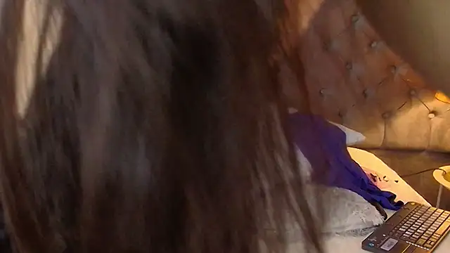 LanaBigTitties online show from October 2025 09:36:01 PM