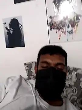 Snapshot of ALEX-BHASHI chatting on December 2024 07:00:01 PM ALEX-BHASHI online show from December 2024 07:00:01 PM