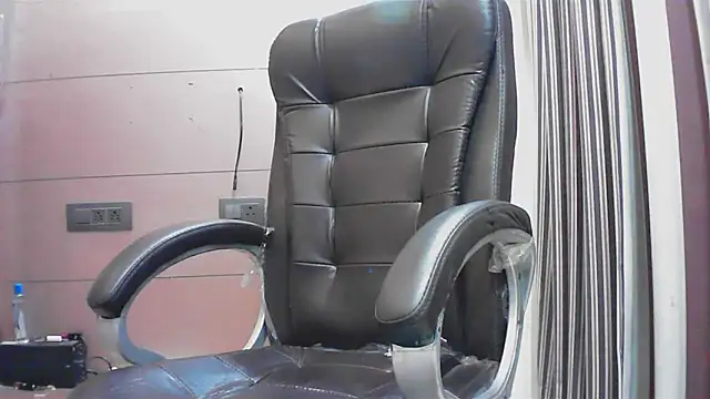 collage hoty online show from September 2025 04:53:02 PM