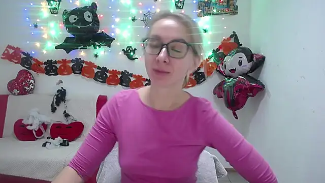 VasilisaSii online show from October 2025 06:15:02 AM