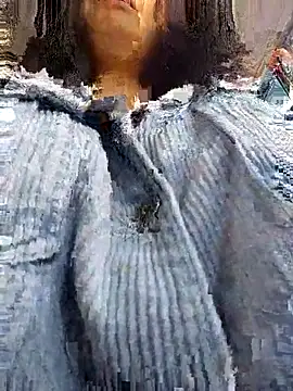 lara moon25 online show from October 2025 08:31:01 PM