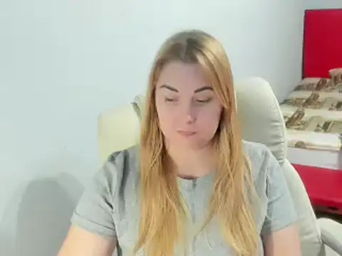 SkarletXDream online show from December 2024 06:50:02 PM