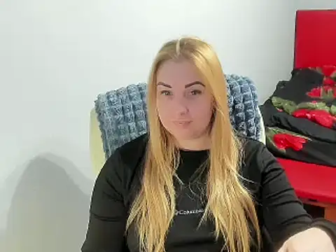 SkarletXDream online show from February 2025 04:22:02 PM
