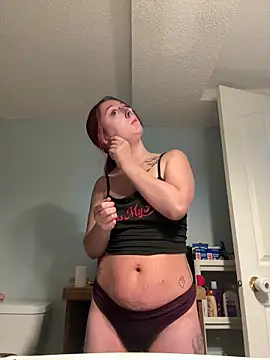 Snapshot of NovaLove2002 chatting on September 2025 10:25:01 PM NovaLove2002 online show from September 2025 10:25:01 PM