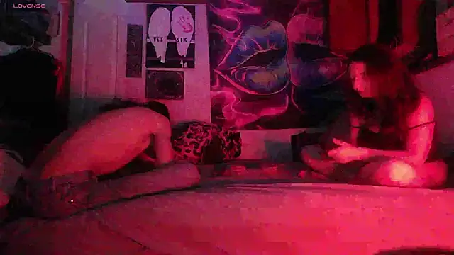 Snapshot of NovaLove2002 chatting on November 2025 05:39:02 AM NovaLove2002 online show from November 2025 05:39:02 AM