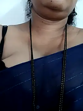 Nyra-23 online show from September 2025 07:24:02 AM